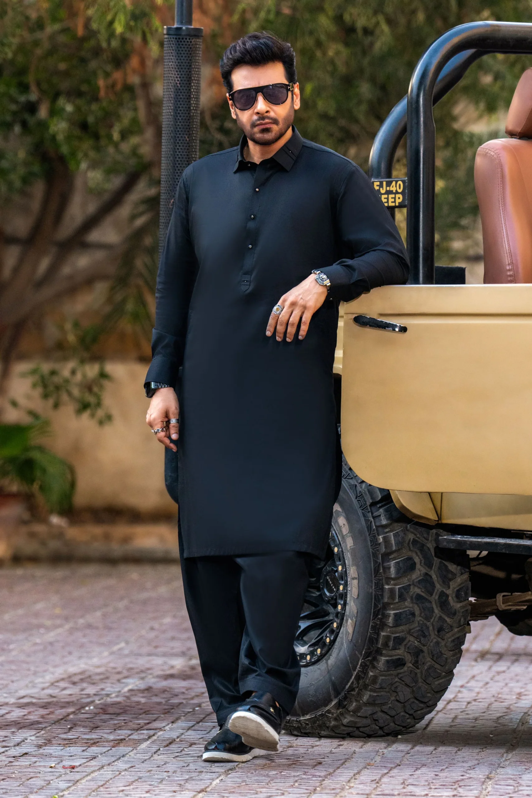 Stitched Shalwar Kameez (SCS18) Black